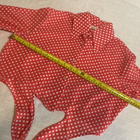 Vintage, made in USA white and red polkadot tie front top. - Picture 7 of 9
